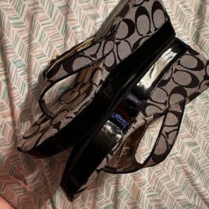 Coach sz 9.5 Platform Thongs